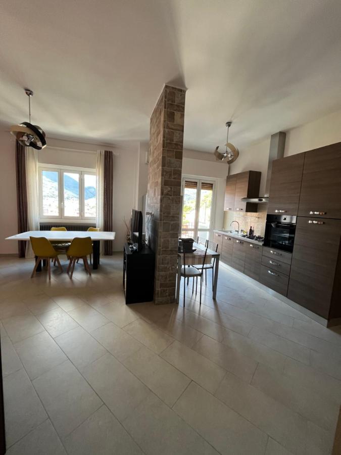 Casa Vacanza Le Mura La Spezia Exterior foto